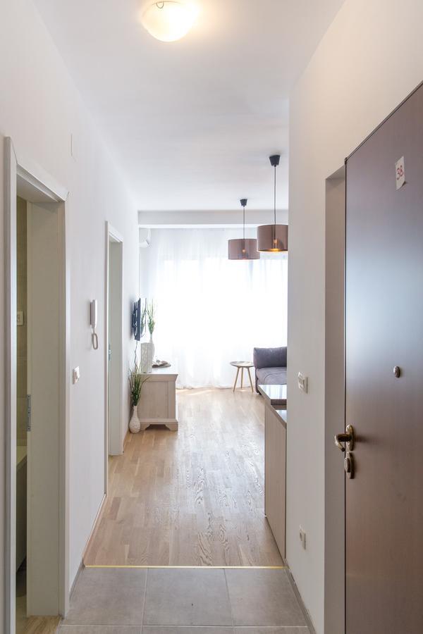 Natasha Sea View Apartment บุดวา ภายนอก รูปภาพ