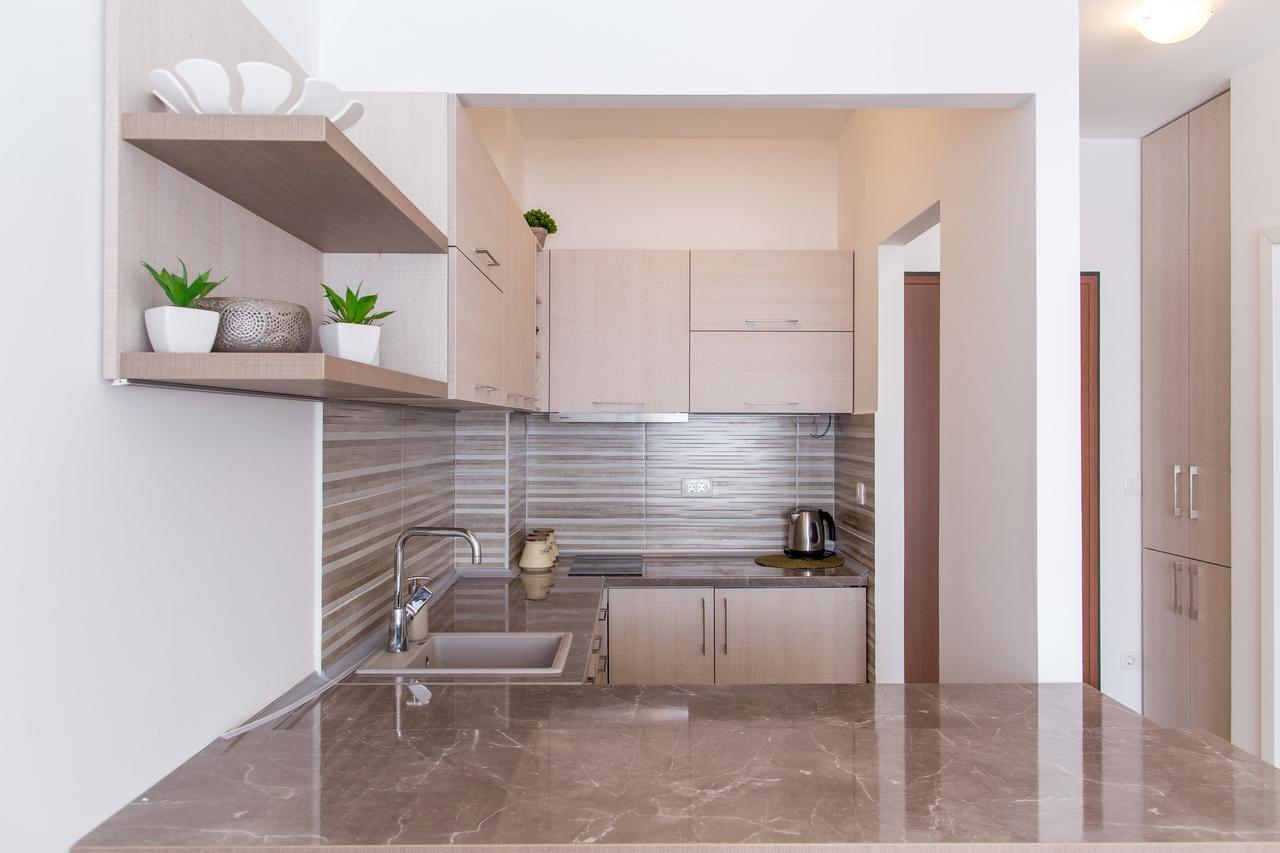 Natasha Sea View Apartment บุดวา ภายนอก รูปภาพ